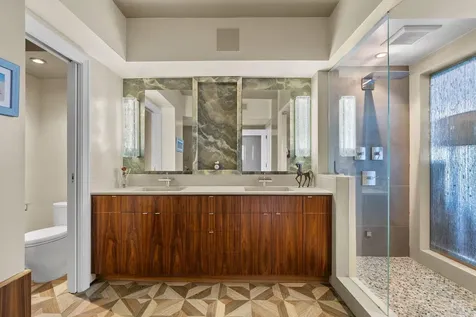411 N New River Drive E Fort Lauderdale FL 33301