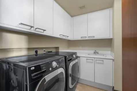 411 N New River Drive E Fort Lauderdale FL 33301