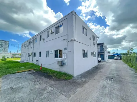 734 NW 80th Street Miami FL 33150