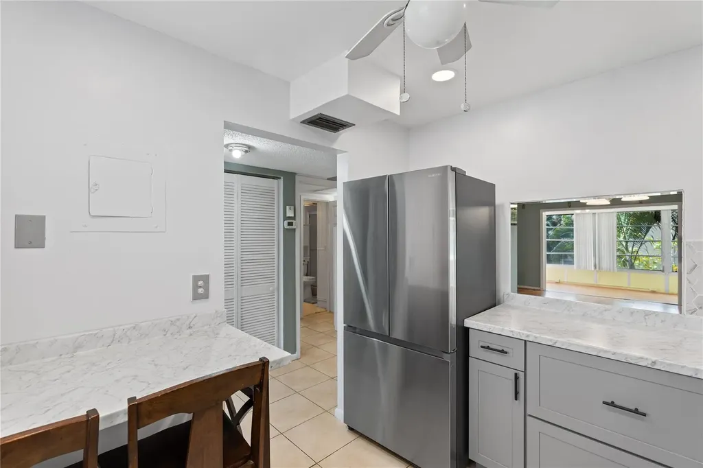 1 Abbey Lane Delray Beach FL 33446