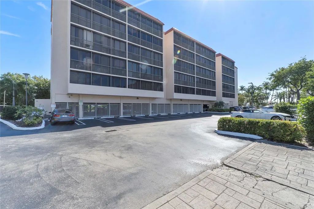 740 S Federal Highway Pompano Beach FL 33062
