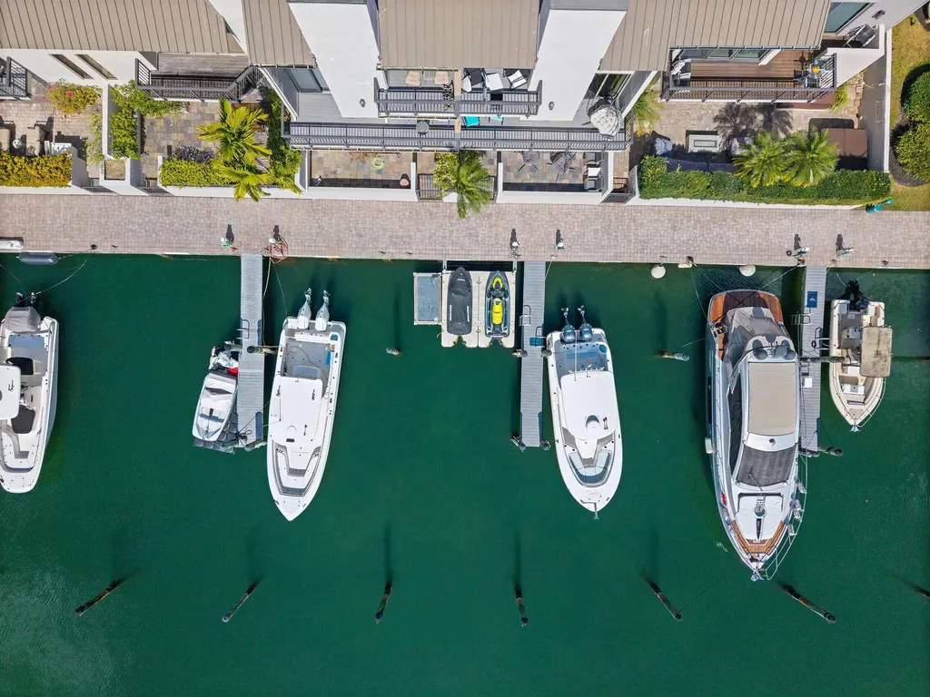 16 Portside Drive Fort Lauderdale FL 33316