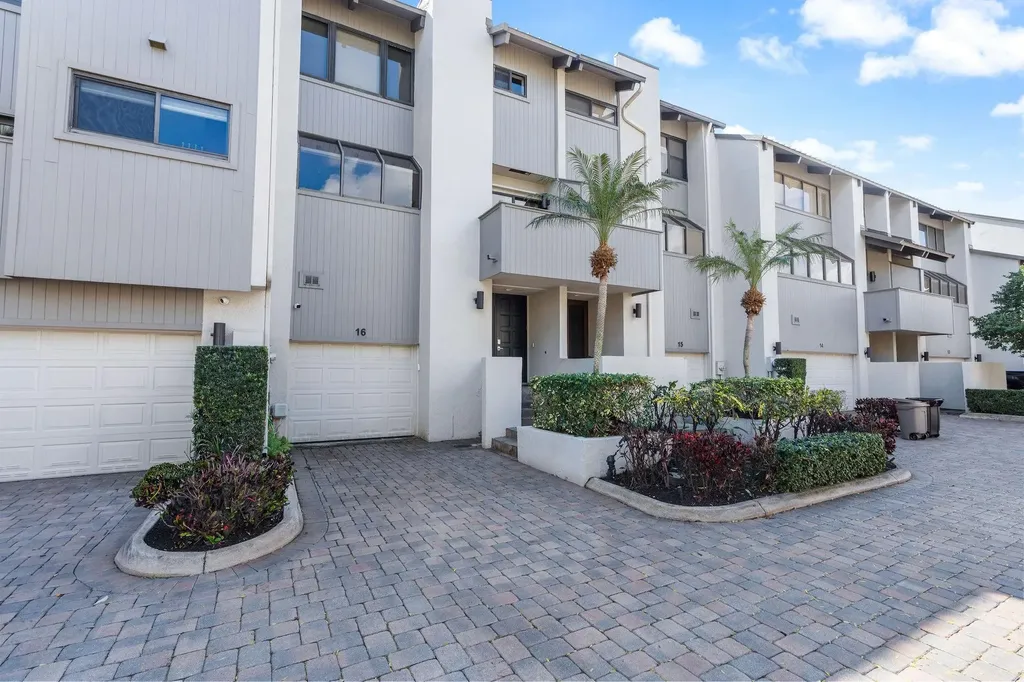16 Portside Drive Fort Lauderdale FL 33316