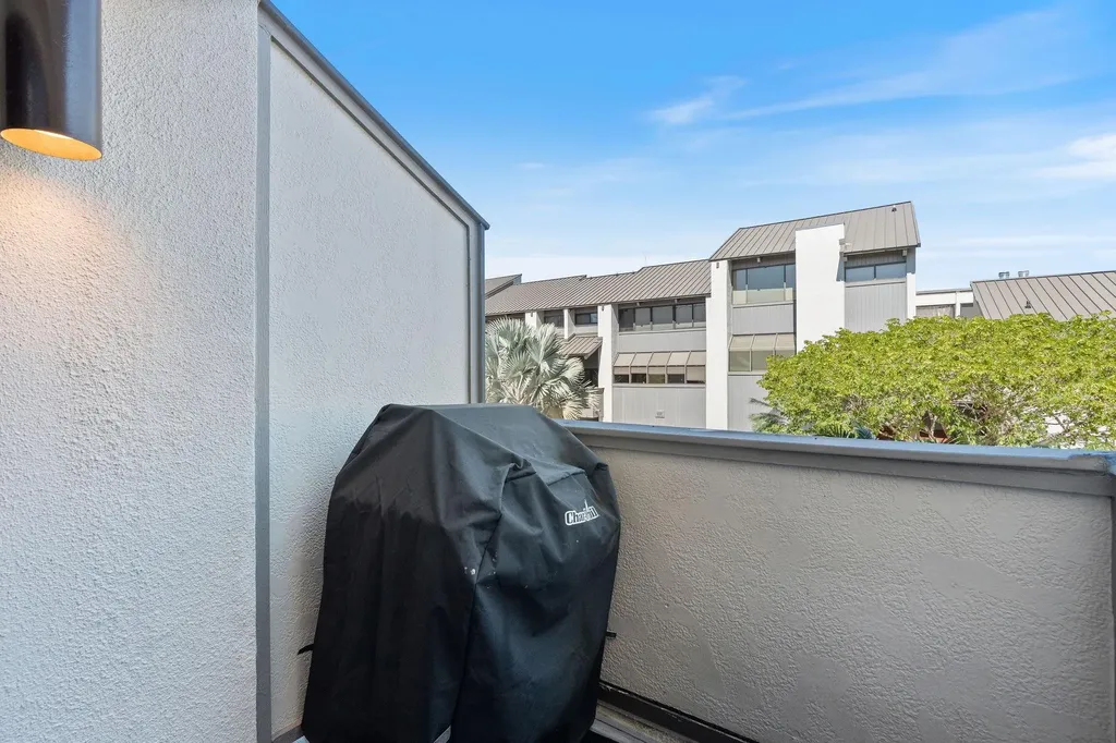 16 Portside Drive Fort Lauderdale FL 33316