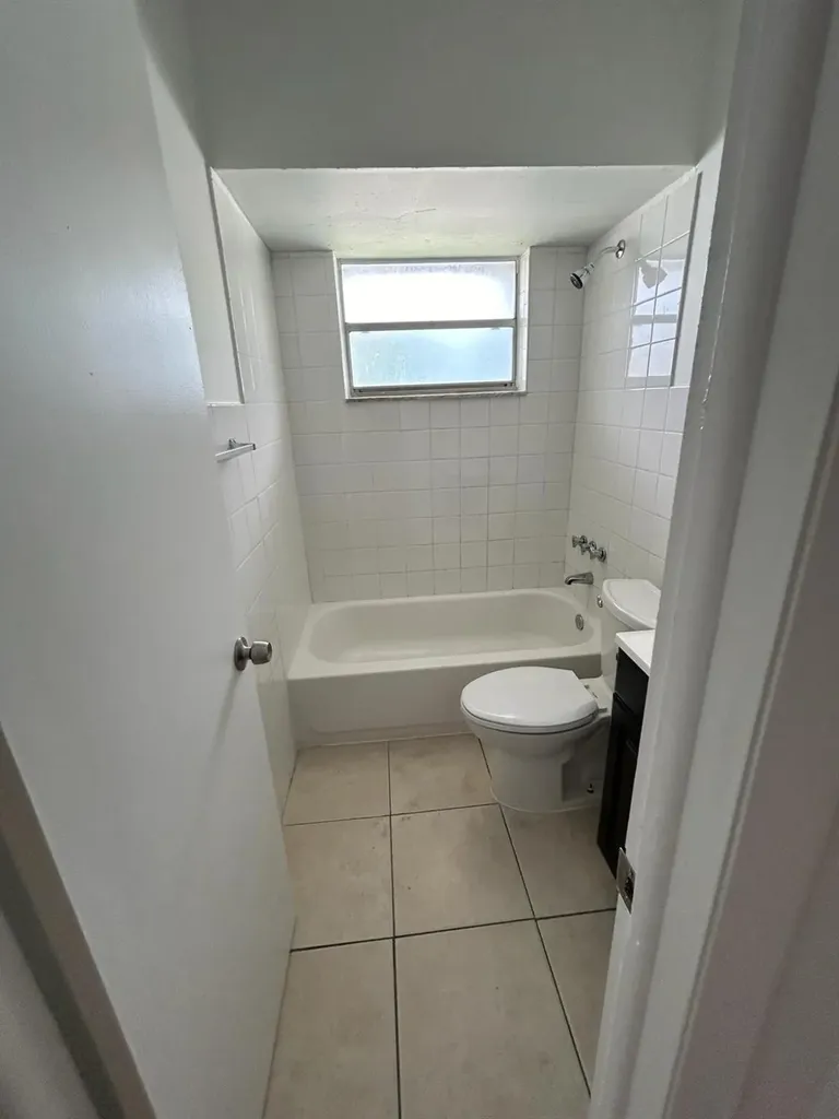 1984 SW 28th Lane Fort Lauderdale FL 33312
