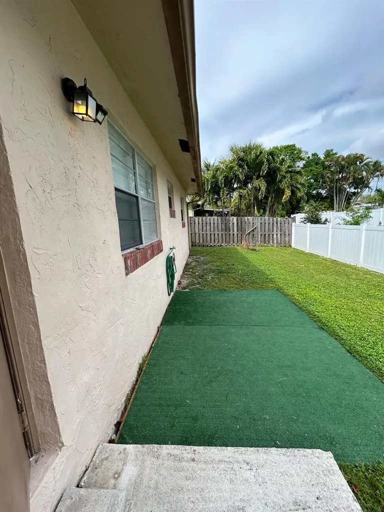 1984 SW 28th Lane Fort Lauderdale FL 33312