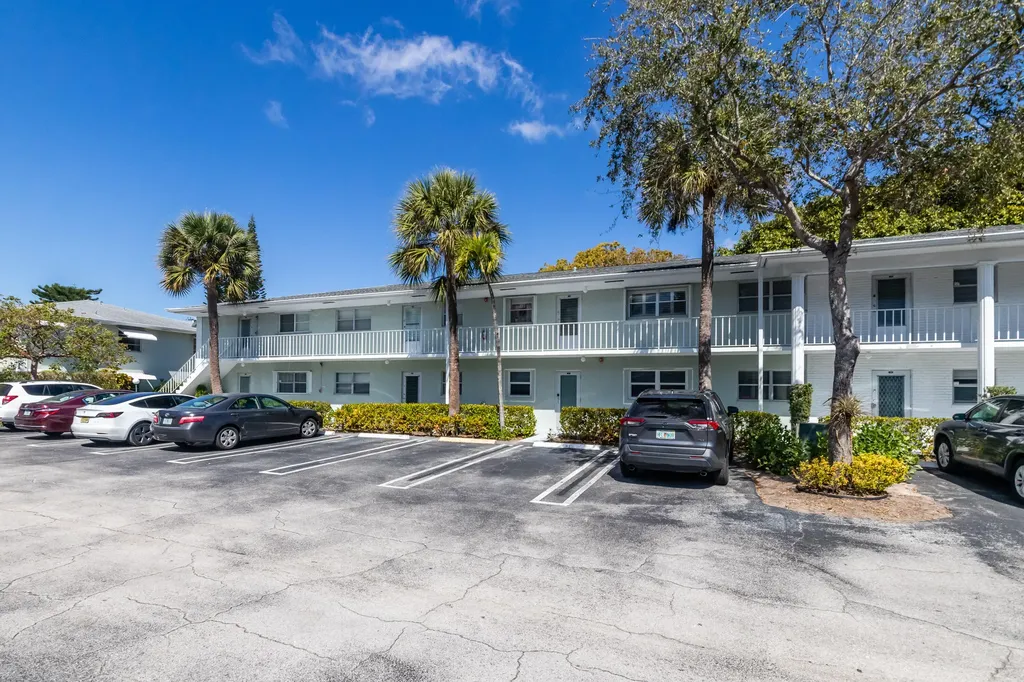 2300 NW 22nd Avenue Delray Beach FL 33445