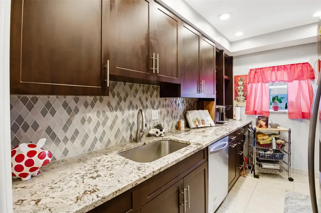 2300 NW 22nd Avenue Delray Beach FL 33445