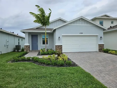 5729 Graceful Way Delray Beach FL 33484