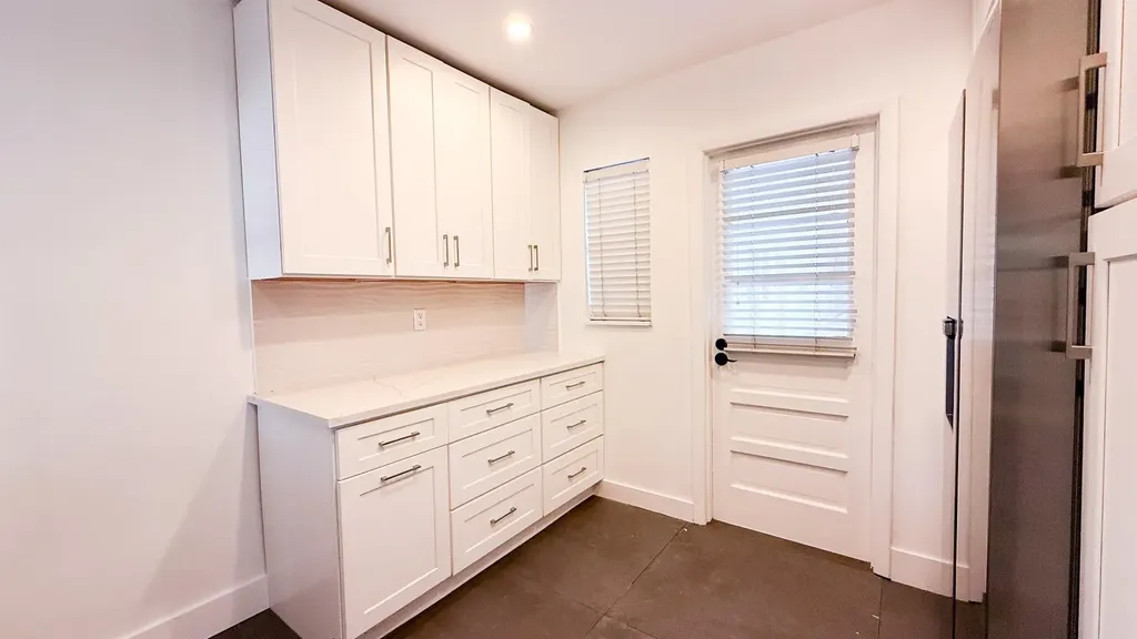 2420 SW 81st Avenue Davie FL 33324