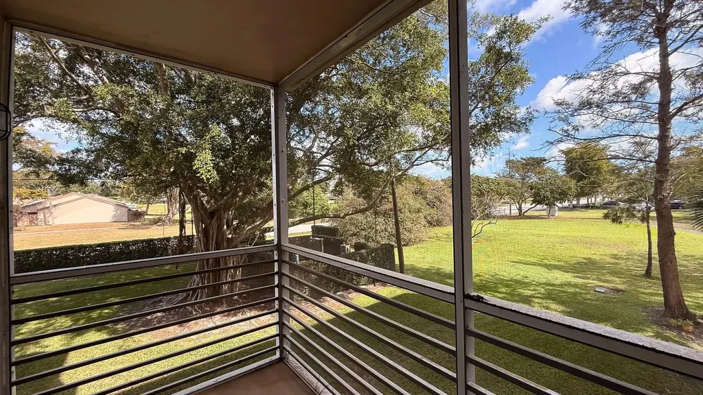 2420 SW 81st Avenue Davie FL 33324