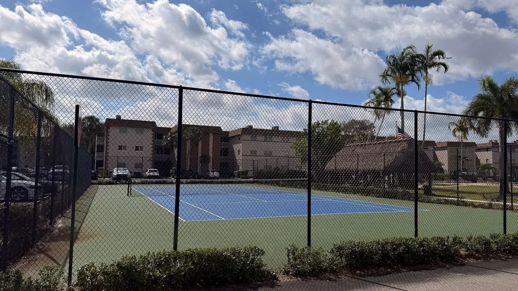 2420 SW 81st Avenue Davie FL 33324