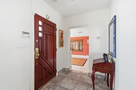 707 N Northlake Drive Hollywood FL 33019