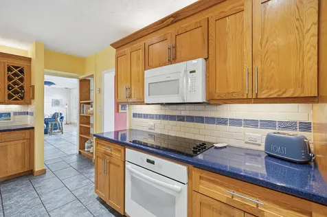 707 N Northlake Drive Hollywood FL 33019
