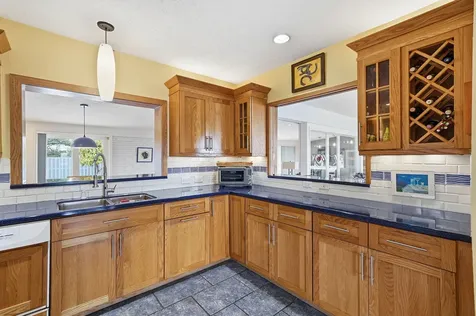 707 N Northlake Drive Hollywood FL 33019