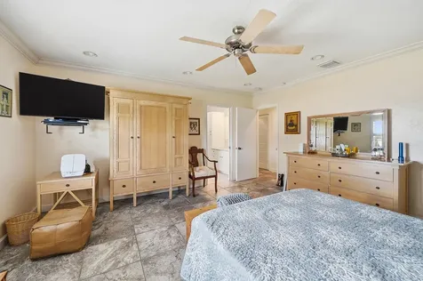 707 N Northlake Drive Hollywood FL 33019
