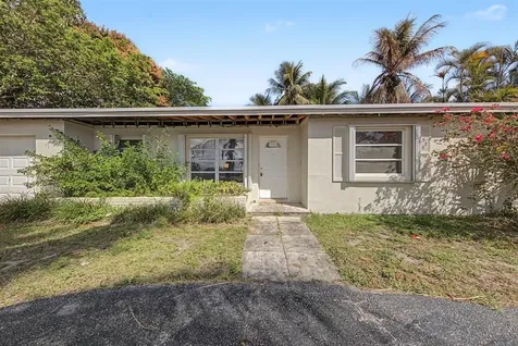 7730 W Lake Drive Lake Clarke Shores FL 33406