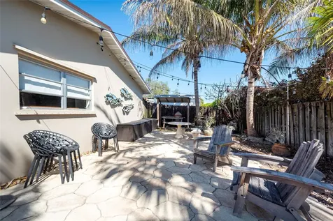 741 NW 97th Terrace Pembroke Pines FL 33024
