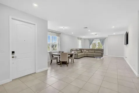 1332 Haywagon Trail Loxahatchee FL 33470