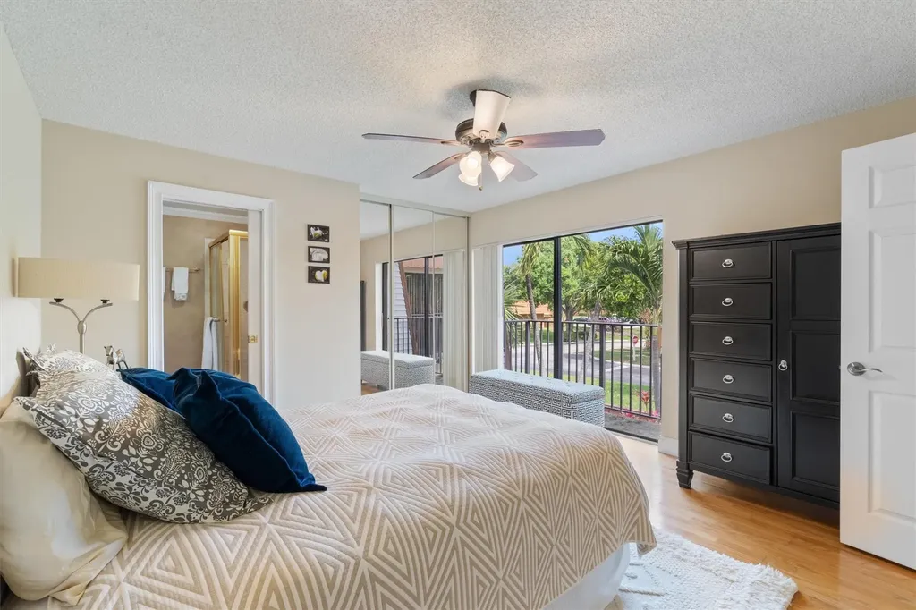 2944 SW 11th Place Deerfield Beach FL 33442