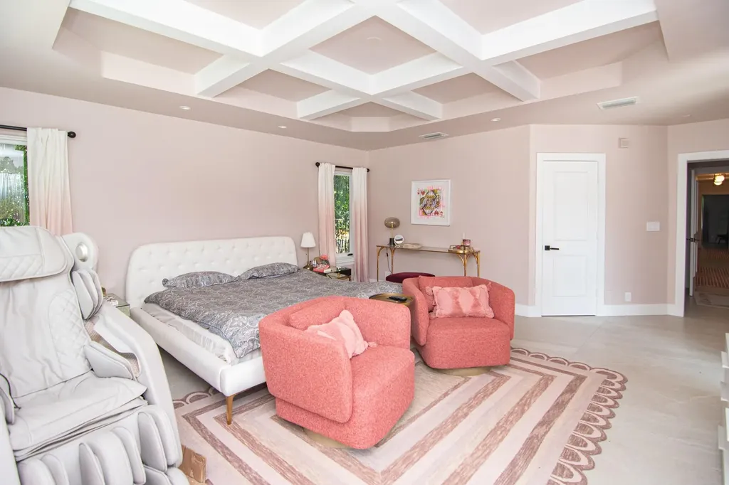 8208 Twin Lake Drive Boca Raton FL 33496