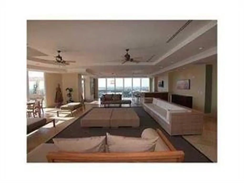 511 SE 5th Avenue Fort Lauderdale FL 33301