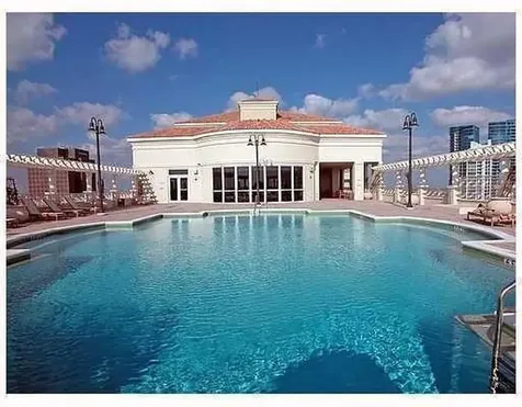 511 SE 5th Avenue Fort Lauderdale FL 33301