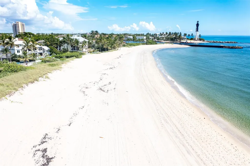 2605 Bay Drive Pompano Beach FL 33062