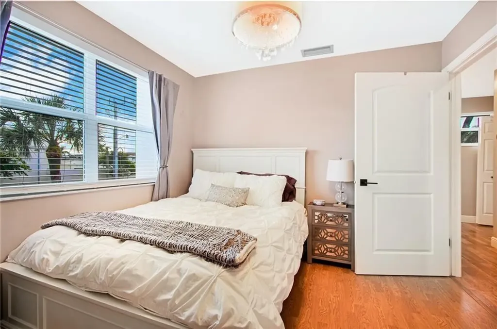 801 SE 16th Court Fort Lauderdale FL 33316