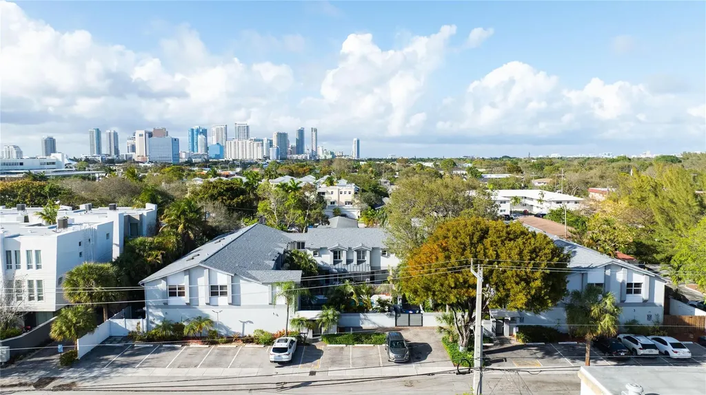 801 SE 16th Court Fort Lauderdale FL 33316