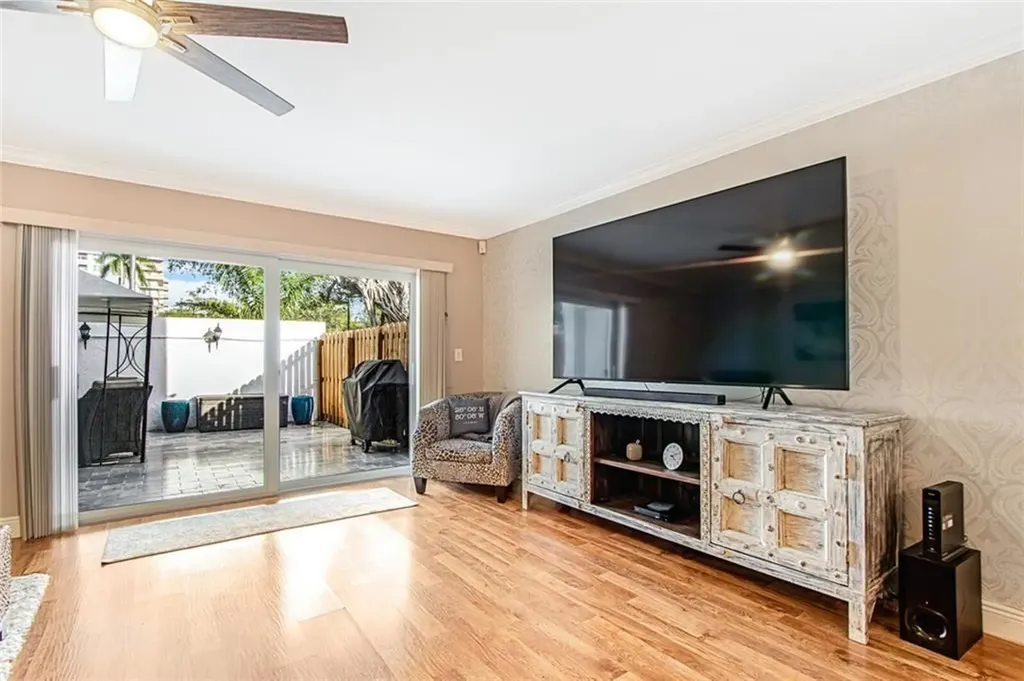801 SE 16th Court Fort Lauderdale FL 33316