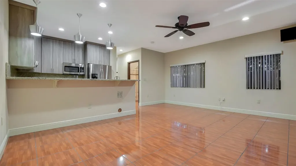 1461-1463 SW 40th Terrace Fort Lauderdale FL 33317