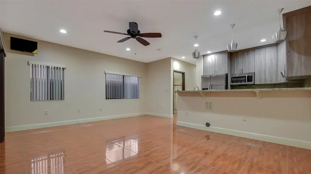 1461-1463 SW 40th Terrace Fort Lauderdale FL 33317