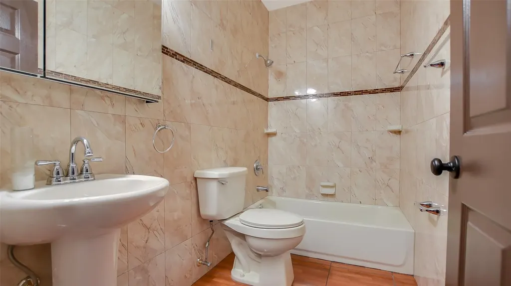 1461-1463 SW 40th Terrace Fort Lauderdale FL 33317