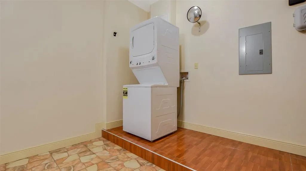 1461-1463 SW 40th Terrace Fort Lauderdale FL 33317