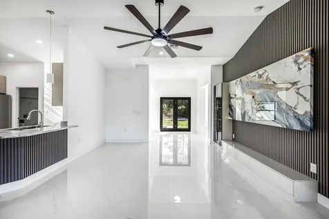 2618 Queen Drive Lehigh Acres FL 33971