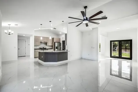 2618 Queen Drive Lehigh Acres FL 33971