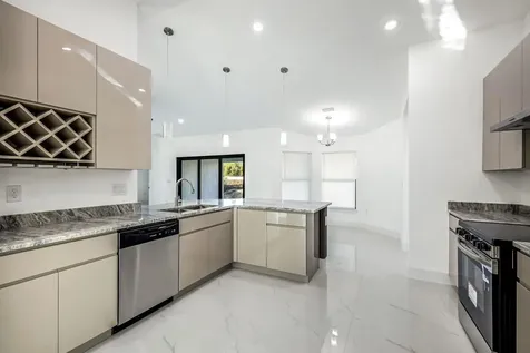 2618 Queen Drive Lehigh Acres FL 33971