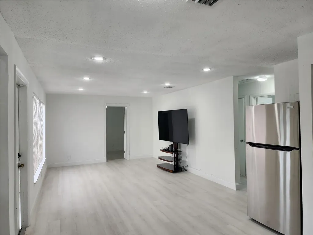 320 NW 4th Avenue Deerfield Beach FL 33441