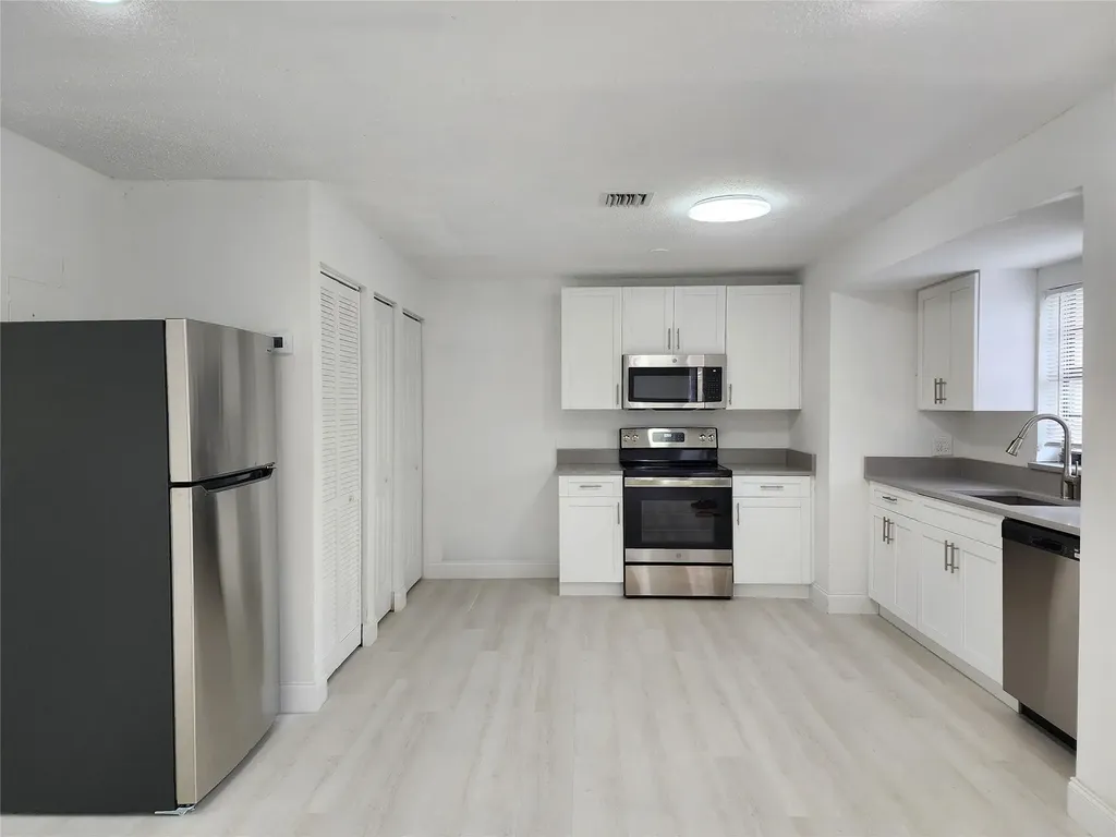 320 NW 4th Avenue Deerfield Beach FL 33441
