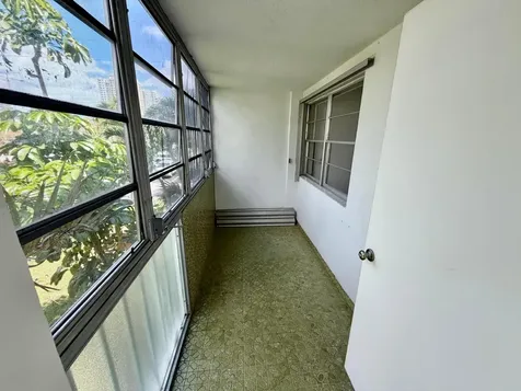 Hallandale Beach FL 33009