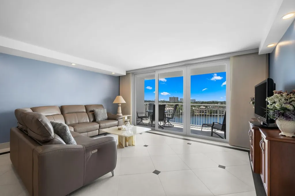 511 Bayshore Drive Fort Lauderdale FL 33304