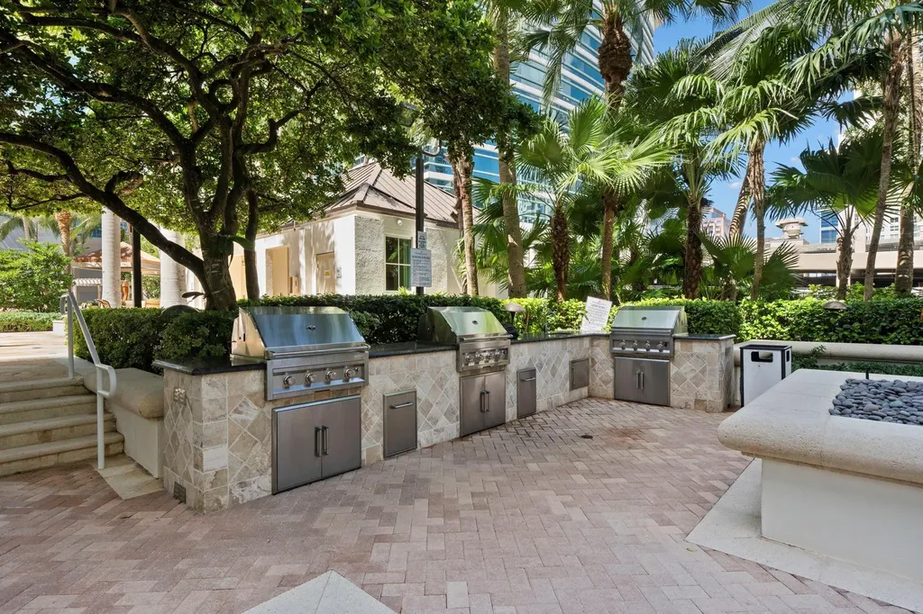347 N New River Drive Fort Lauderdale FL 33301