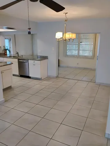 5039 NW 42 Street Lauderdale Lakes FL 33319