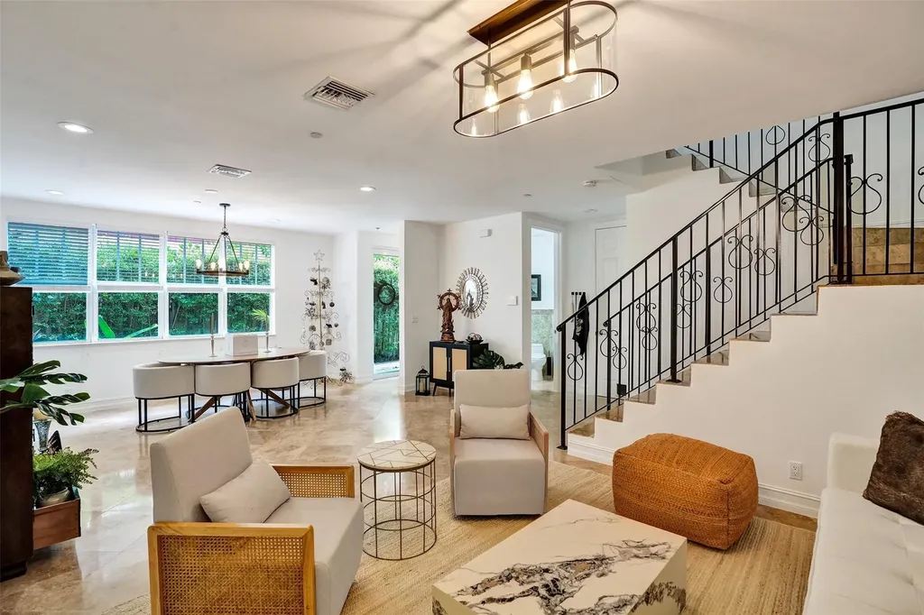 726 NE 15th Avenue Fort Lauderdale FL 33304