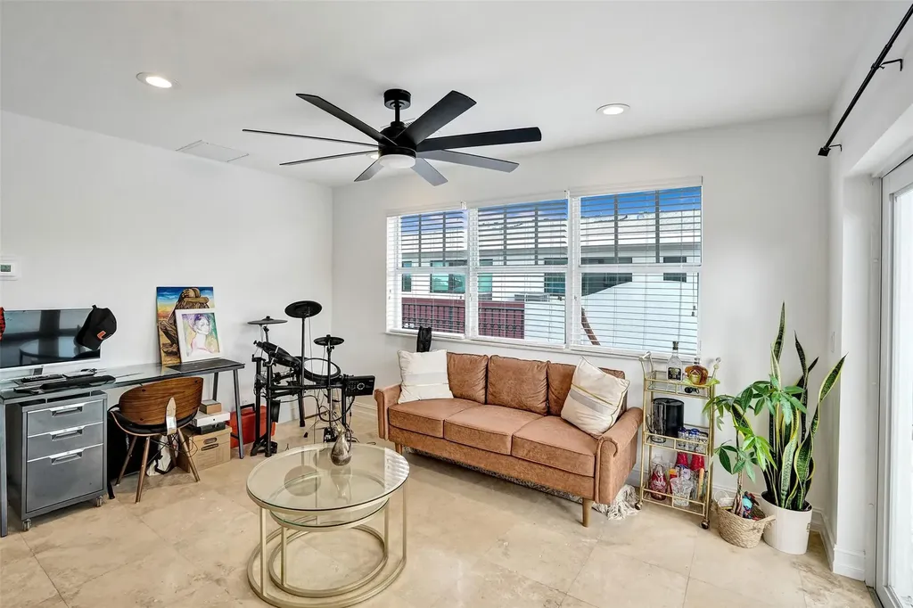 726 NE 15th Avenue Fort Lauderdale FL 33304