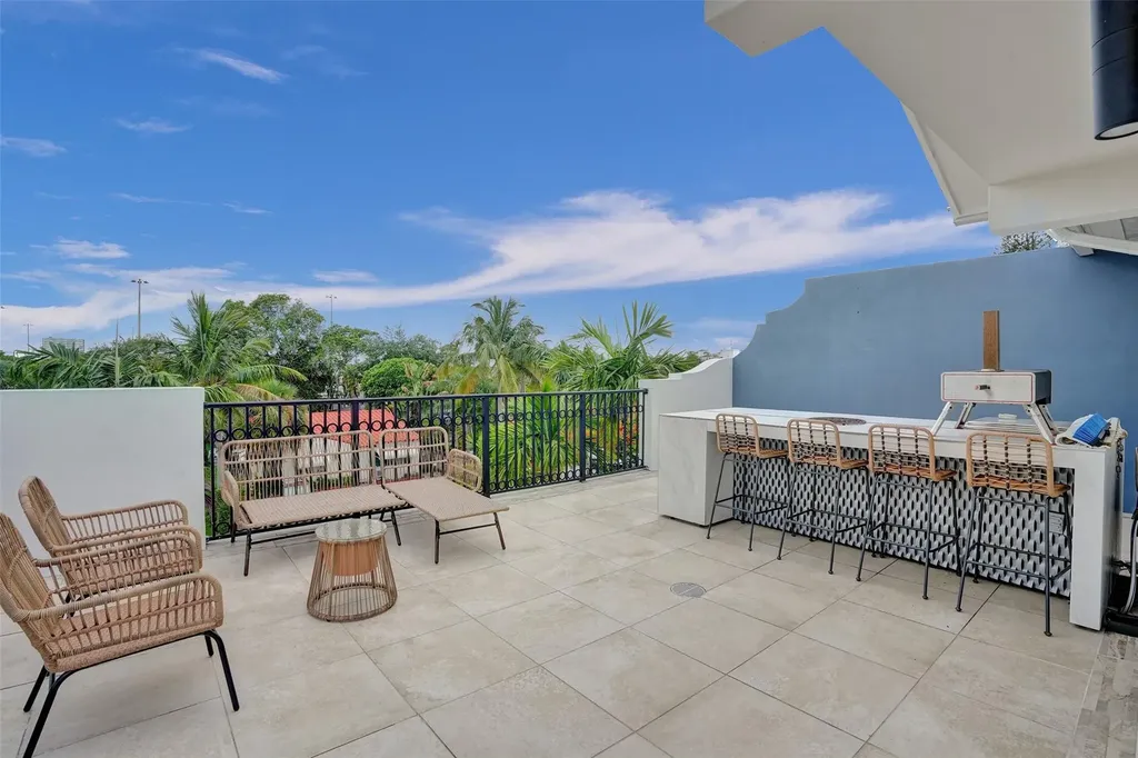 726 NE 15th Avenue Fort Lauderdale FL 33304