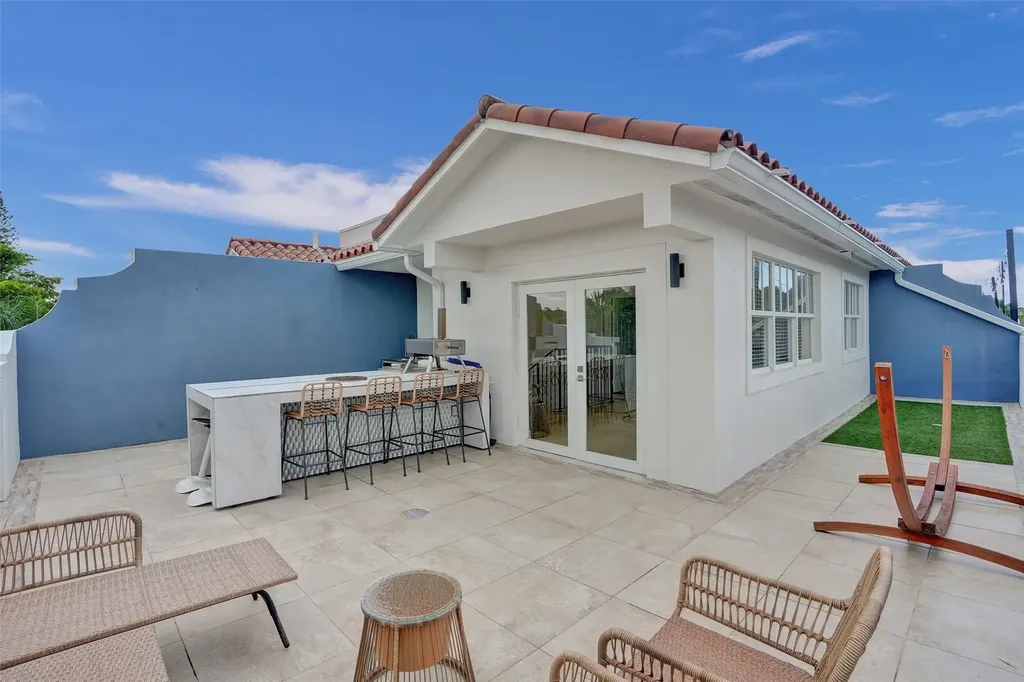 726 NE 15th Avenue Fort Lauderdale FL 33304