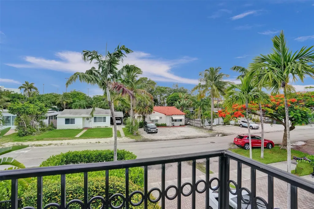 726 NE 15th Avenue Fort Lauderdale FL 33304