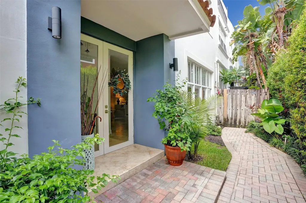 726 NE 15th Avenue Fort Lauderdale FL 33304